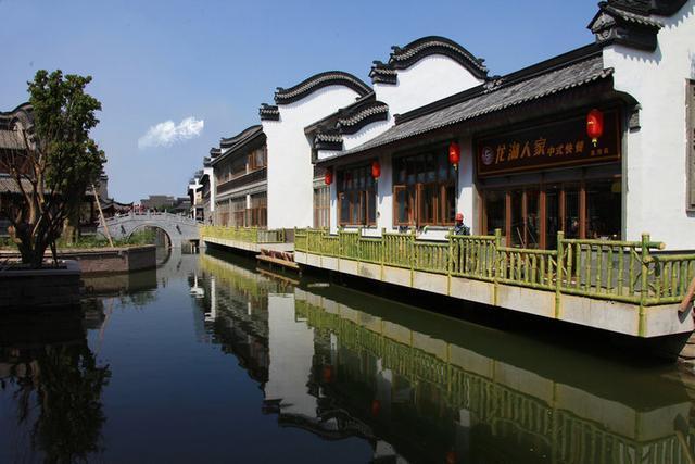 如果双方离婚，房本是夫妻两人名字，一方可以独自出售吗？游戏画面